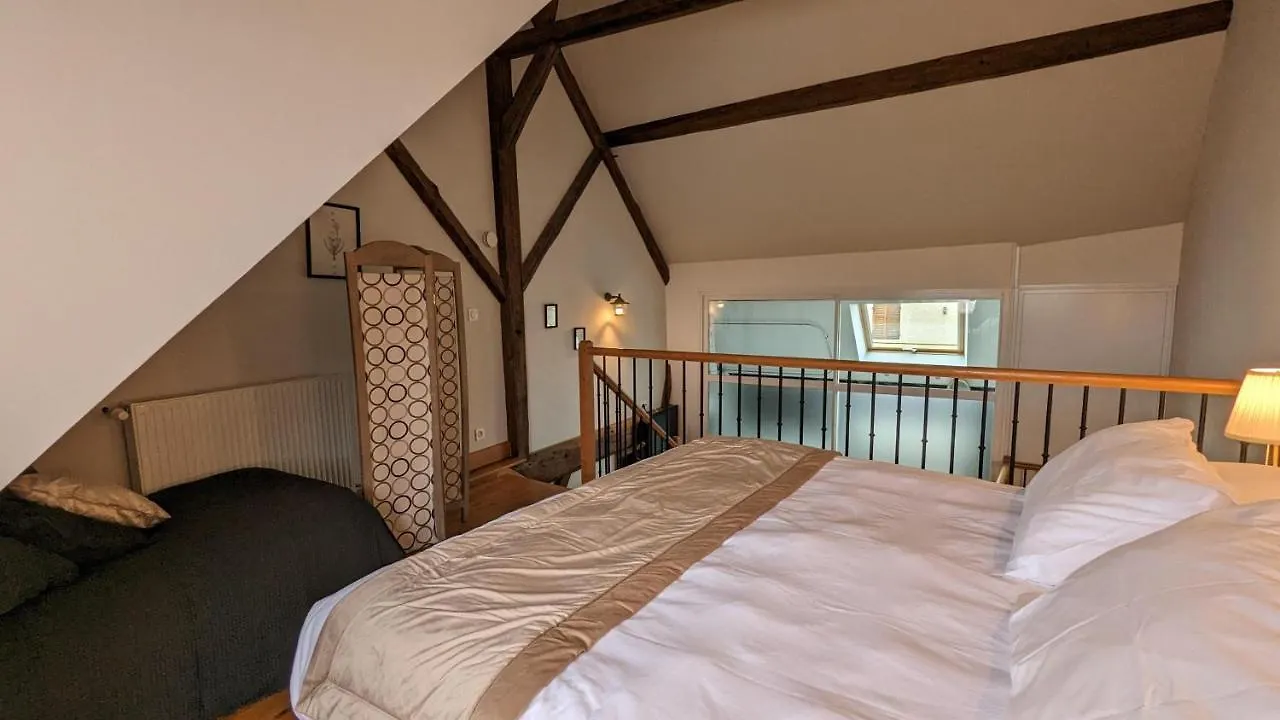 Cascarot Villa Lechatelet 0*,  France